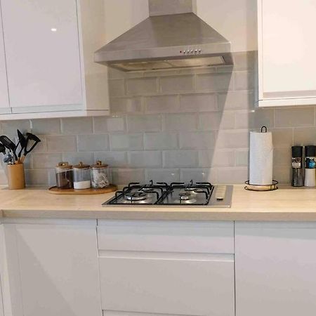 Garden Of Eden 1 Bedroom Flat In Fishponds Bristol Exterior photo